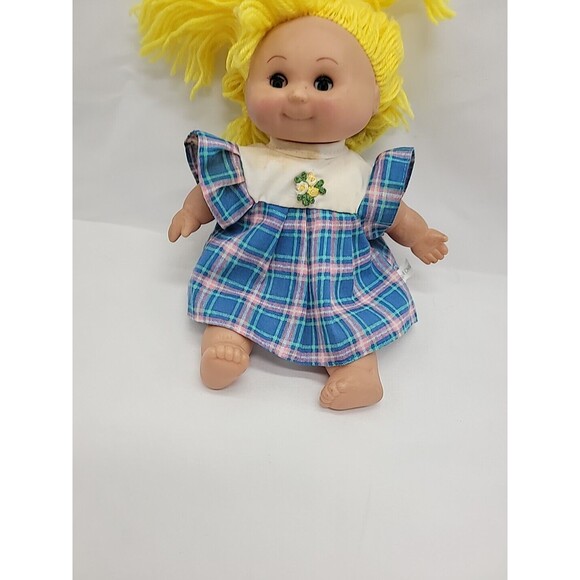 Sweet BABY DOLL with Yellow Hair Dress Sleep Eyes 9" CEAN TOYS - Picture 5 of 16